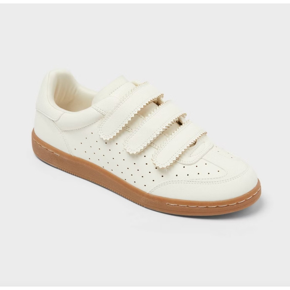 White Velcro Sneakers Universal Thread Richie Women's Size 6 Gum Sole NWT